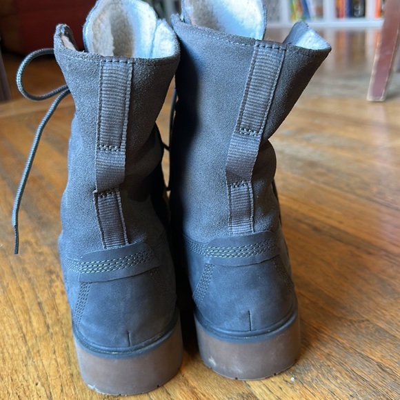 Timberland Waterproof Insulated Casual Boots - Picture 5 of 7